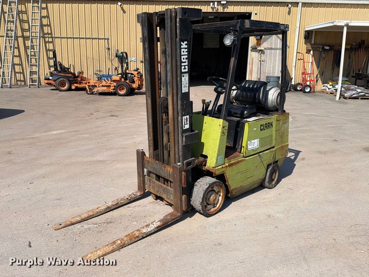 Clark GCS 17S forklift - FK5268