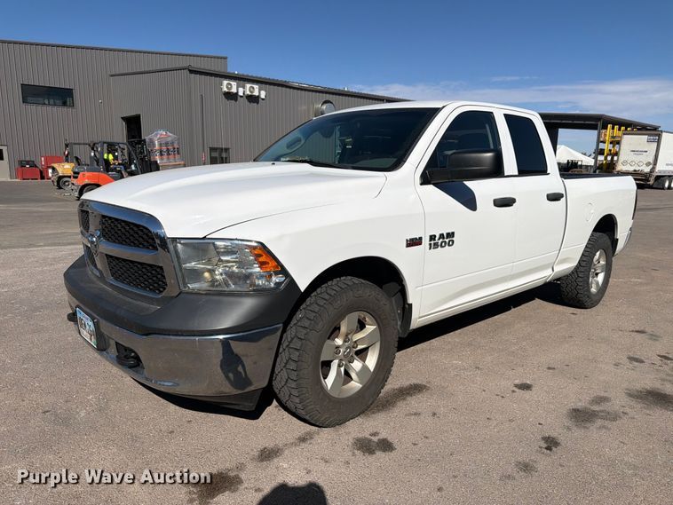 2014 RAM 1500 Ext. Cab pickup truck - FM7649