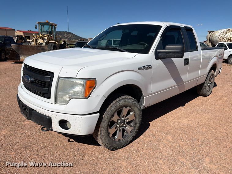 2013 Ford F150 Ext. Cab pickup truck - FM7660