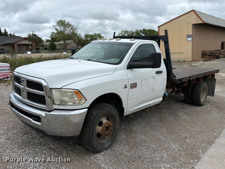2012 Dodge  Ram 3500 flatbed pickup truck - FN2626