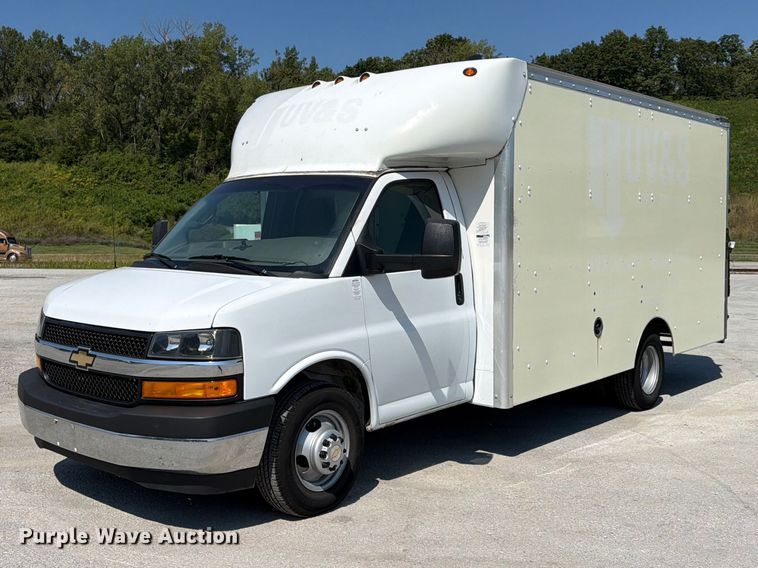 2018 Supreme Spartan Chevrolet Express 3500 delivery van - FP4060