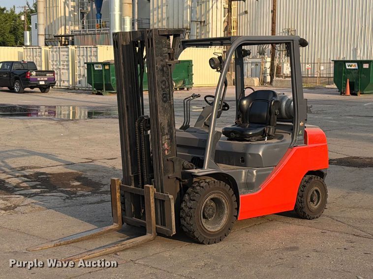 Toyota 8FGU25 forklift - FT6346