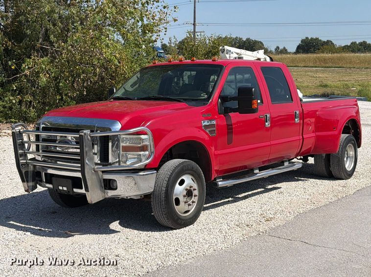 2008 Ford F350 Super Duty Crew Cab pickup truck - FT6354