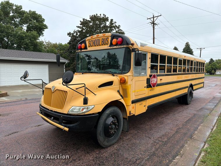 2009 IC Bus PB105 school bus - FT6737