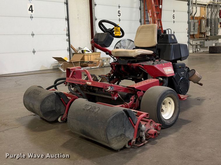 Toro Greensmaster 3100 reel mower - FU4684