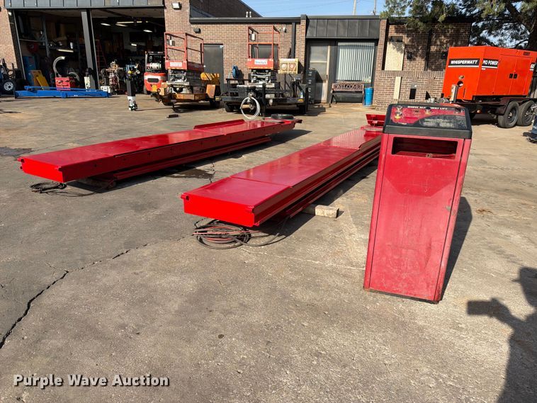 Hunter RX-12-XL  wheel alignment lift   - MQ9175