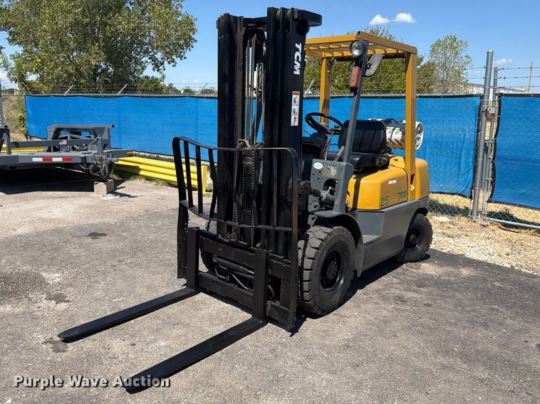 TCM FG25N5T forklift - NC9918