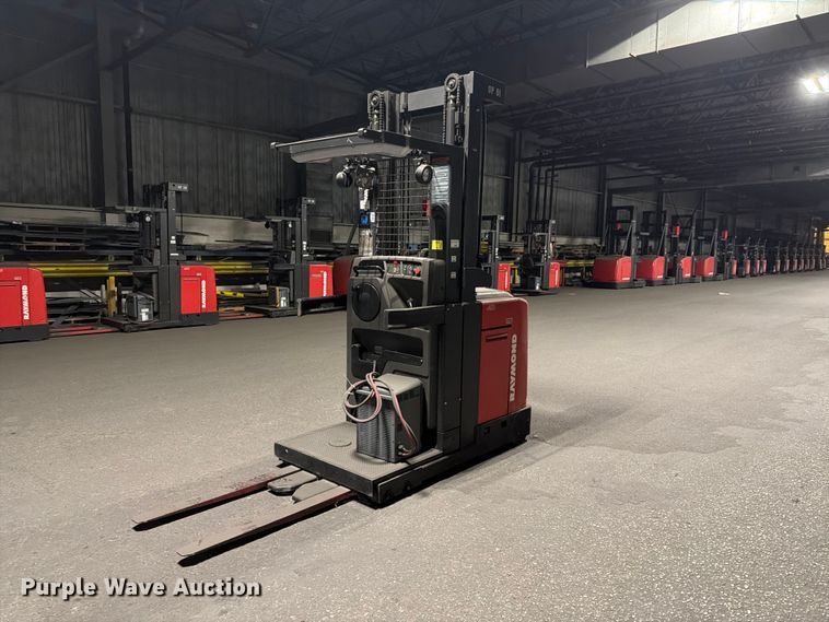 2017 Raymond 540-OPC30TT order picker - NF9605