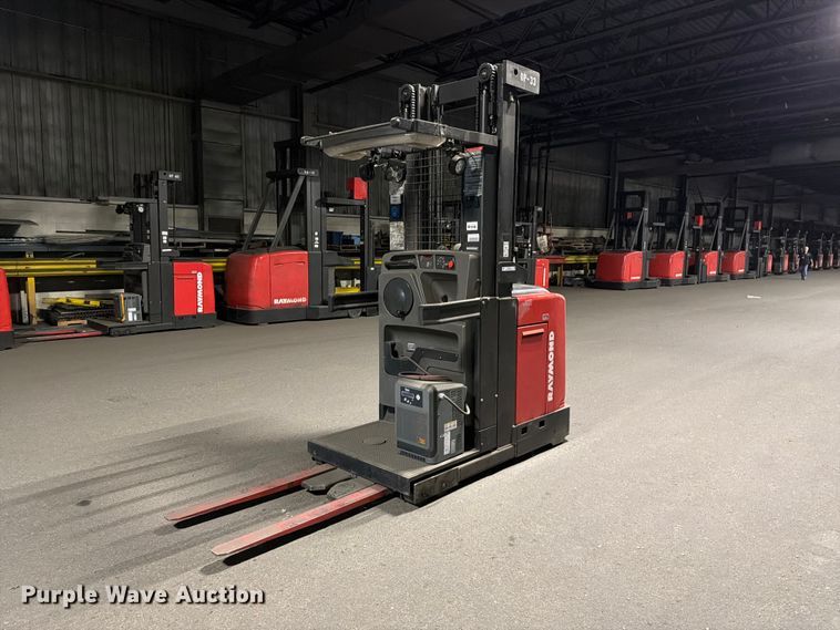 2014 Raymond 540-OPC30TT order picker - NF9609