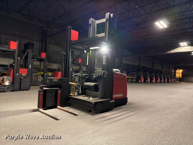2009 Raymond 960-CSR30 swing carriage forklift - NF9622