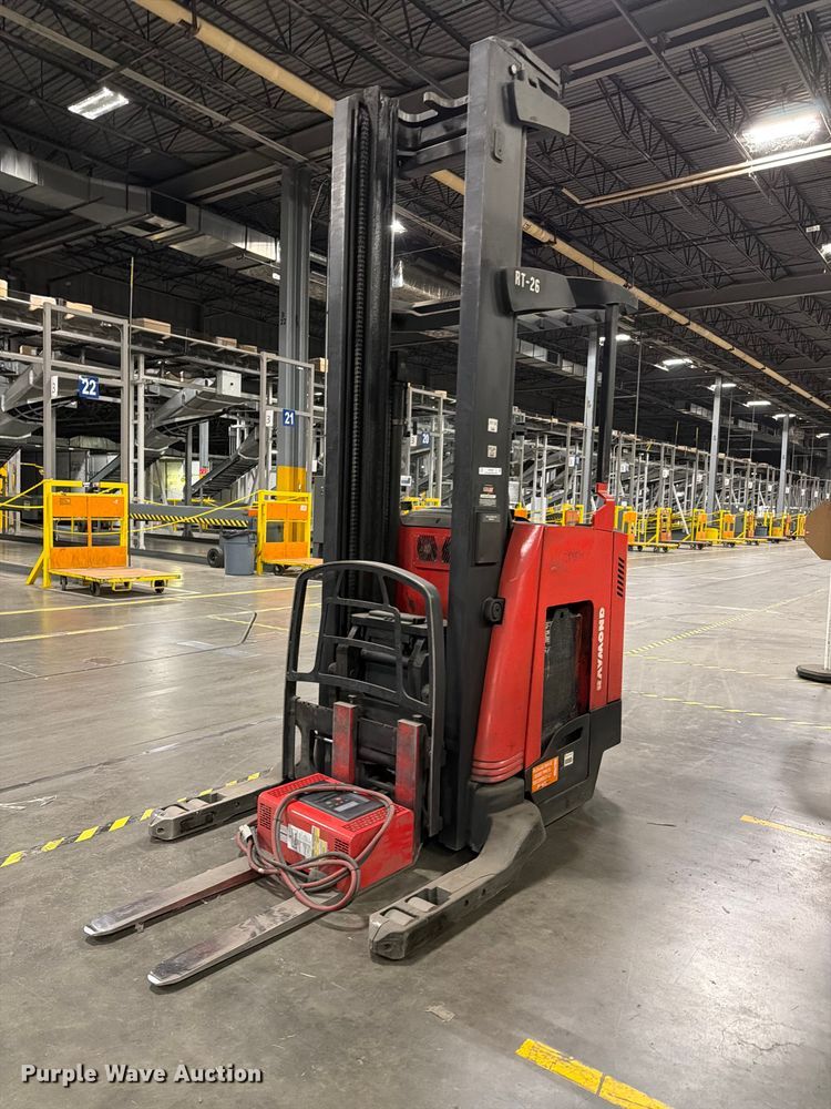 2006 Raymond 740R45TT reach truck - NF9637