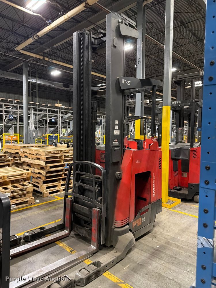 2006 Raymond 740 R45TT reach truck - NF9640