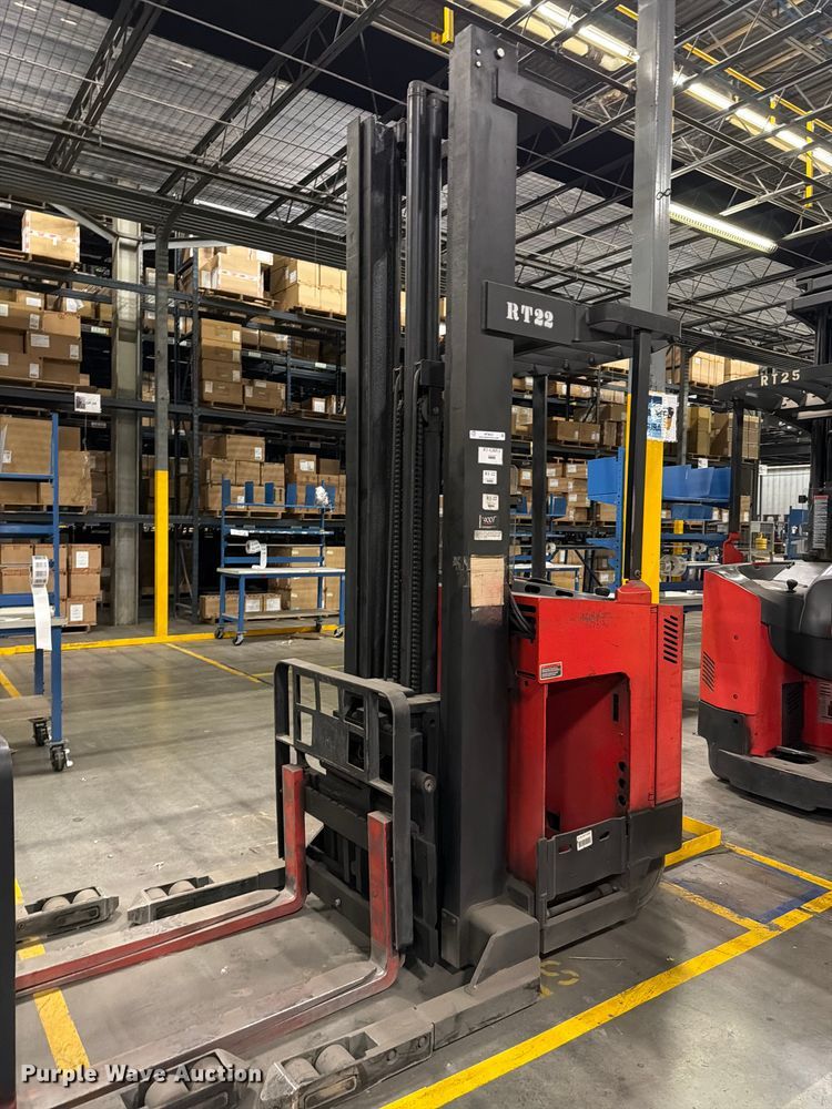 1997 Raymond EAS1 reach truck - NF9643