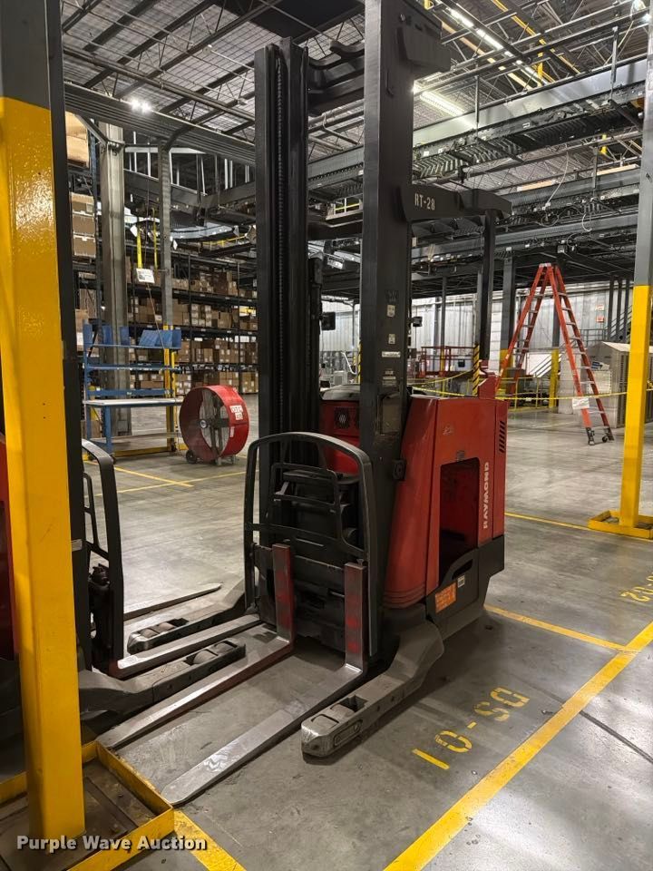 2006 Raymond 740R45TT reach truck - NF9648
