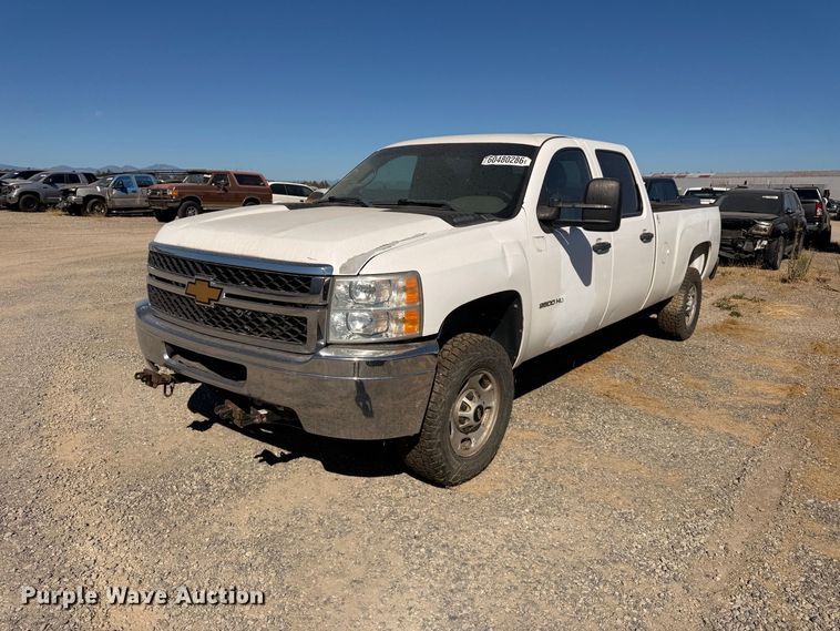 2012 Chevrolet Silverado Crew Cab pickup truck - YA4141