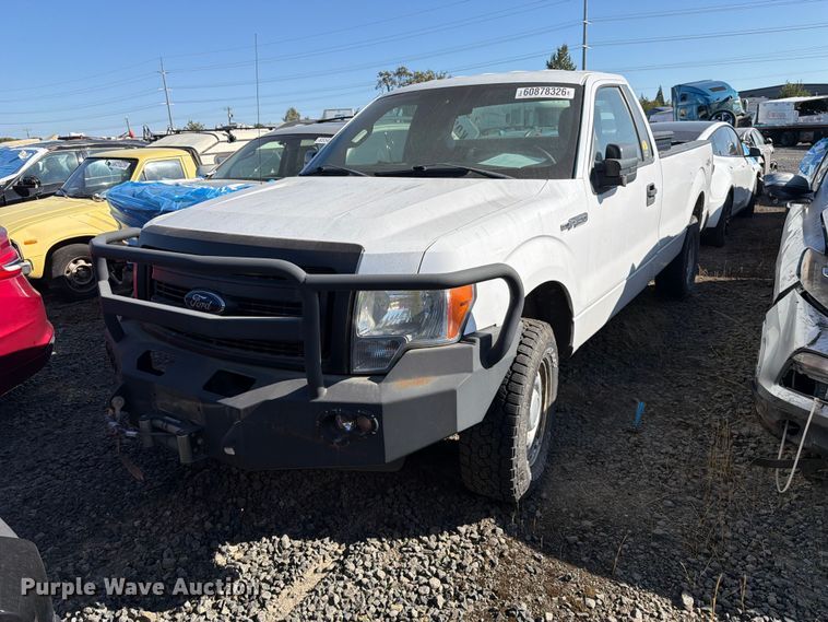 2014 Ford F150 pickup truck - YA4160