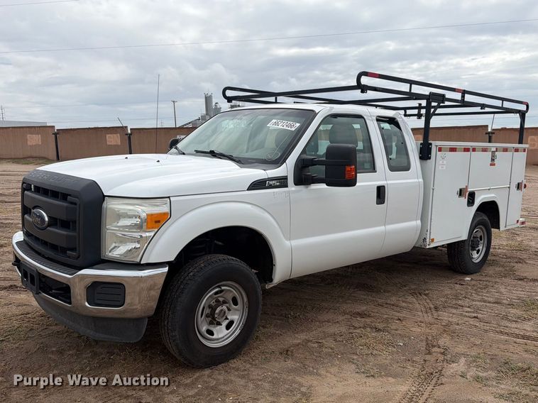 2014 Ford F250 Super Duty Ext. Cab utility bed pickup truck - YA4745