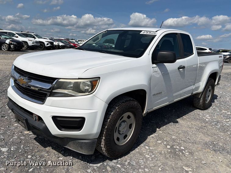 2019 Chevrolet Colorado Ext. Cab pickup truck - YA4960