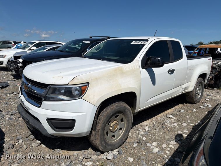 2018 Chevrolet Colorado Ext. Cab pickup truck - YA4962