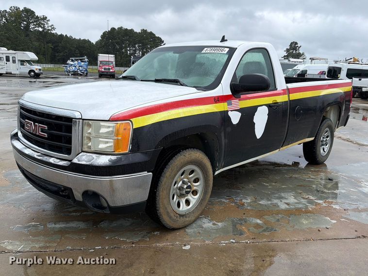 2007 GMC Sierra 1500 pickup truck - YA4985