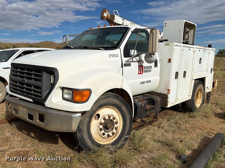 2000 Ford F650 Super Duty utility / service truck - DV8634