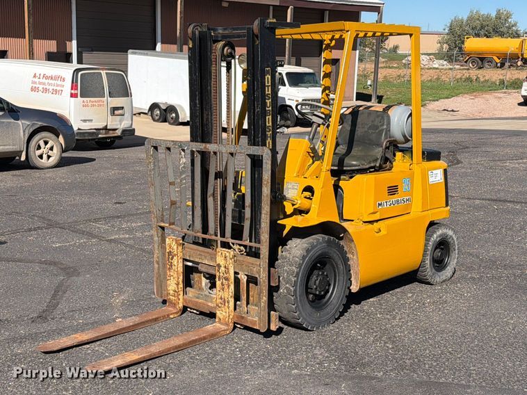 Mitsubishi FG25 forklift - EA0556