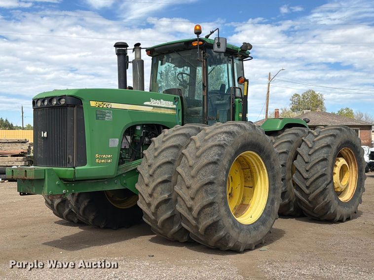 2007 John Deere 9520 Scraper Special 4WD tractor - ED0211