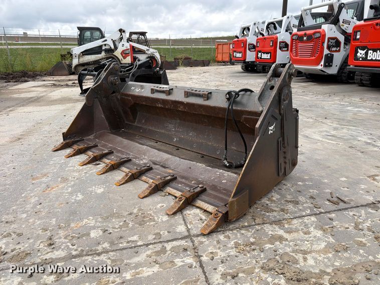 2016 Bobcat Combo BKT 74 4-in-1 bucket - EP7870
