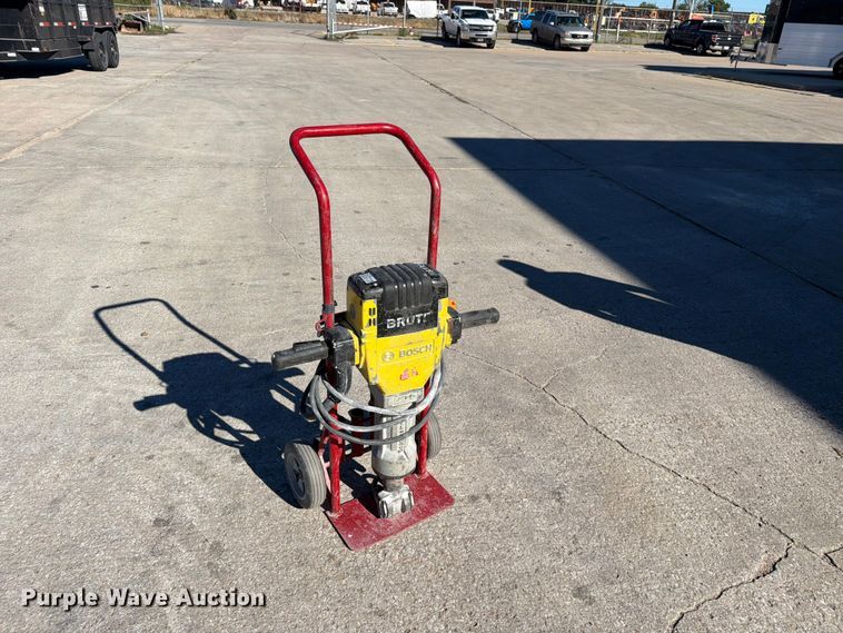 2018 Bosch Brute  jack hammer - EP7895