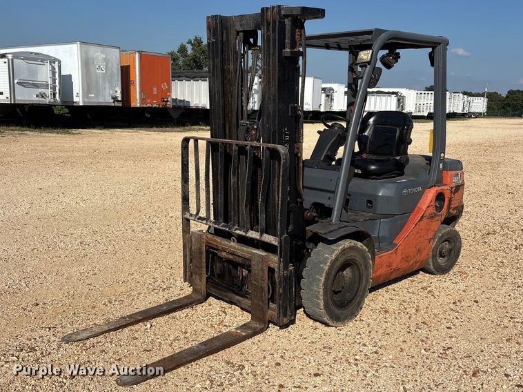 Toyota 8FDU25 forklift - ER3332