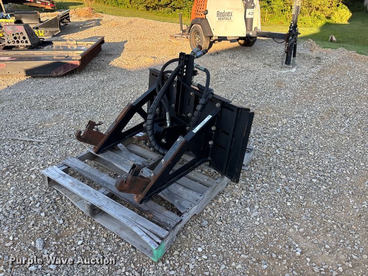 Skid steer quick attach - ER3358