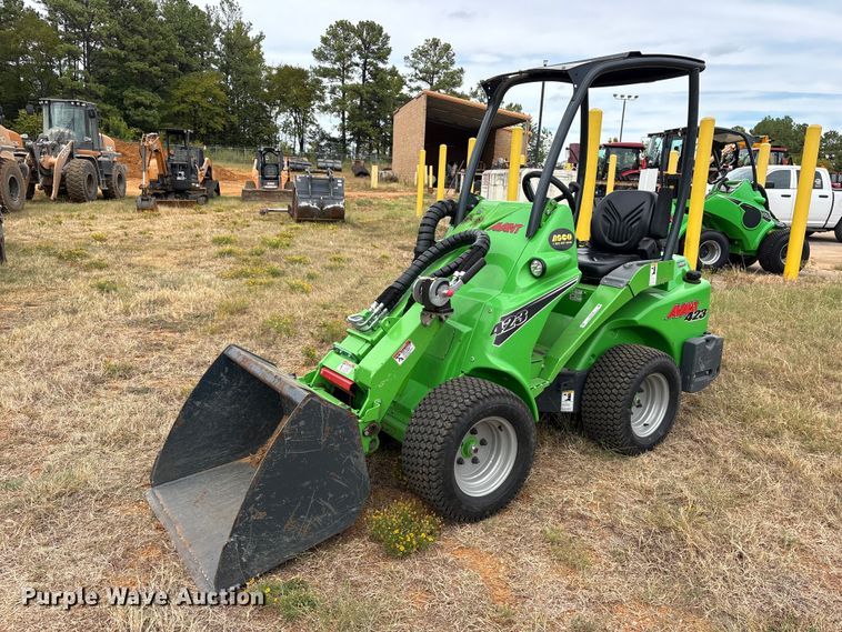 2024 Avant 423 compact wheel loader - ES8192