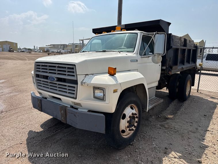 1996 Ford F700 dump truck - EW4188