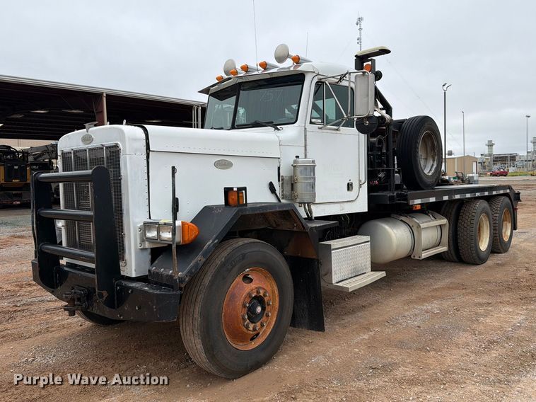 1998 Peterbilt 357 winch truck - EW8981