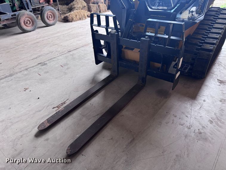 John Deere PF60 skid steer forks - EX0534