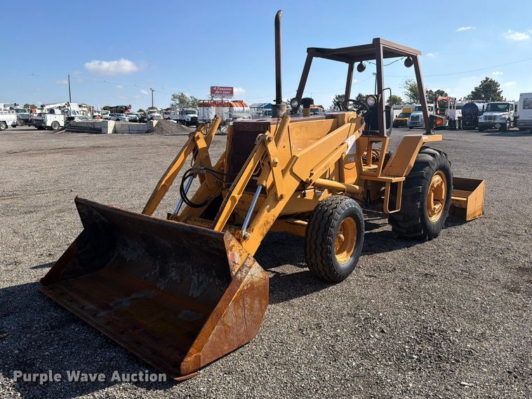 1993 Case 480F landscape tractor - FB5148