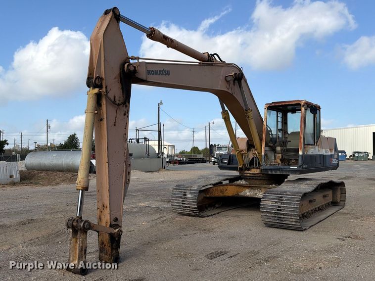 1992 Komatsu PC200LC-5L excavator - FB8330