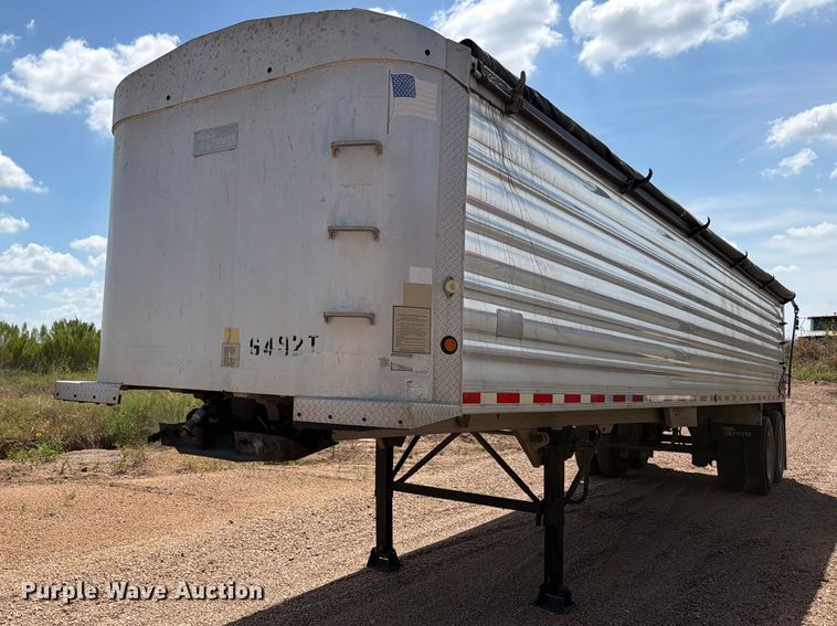 2008 Travis 39FT. T/102 grain trailer - FB8339