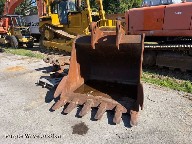 Excavator attachments - FC3382