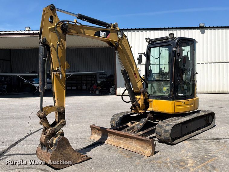 2011 Caterpillar 305D mini excavator - FC3387
