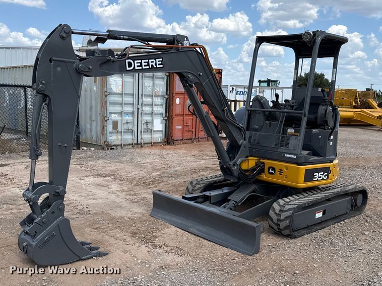 John Deere 35G mini excavator - FC4303