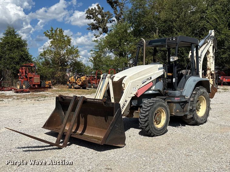 2011 Terex TLB840SM backhoe - FG0687