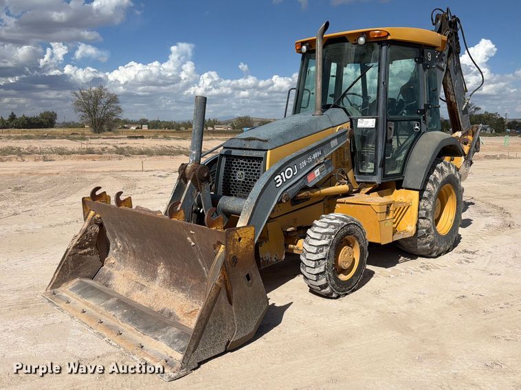 2010 John Deere 310J backhoe - FI2021