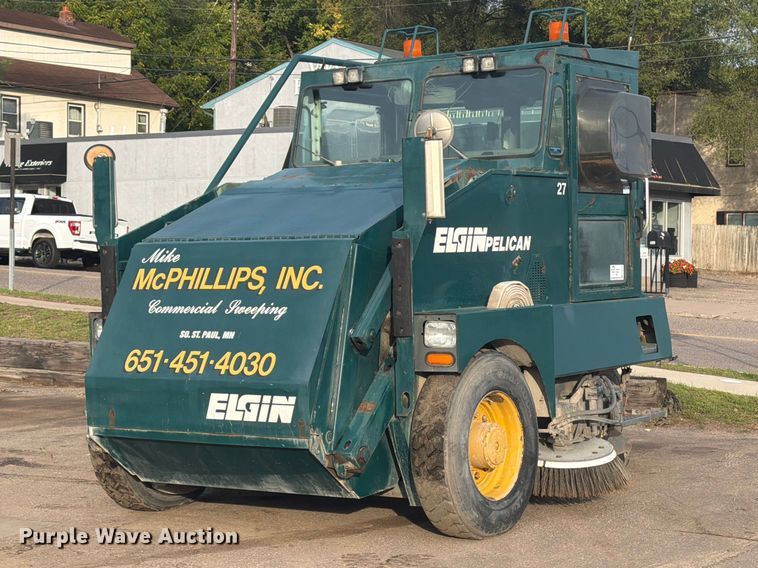 2006 Elgin Pelican Series P street sweeper - FJ0538