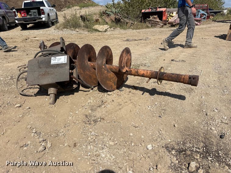Lowe MFG CO 2350 excavator auger - FK2092
