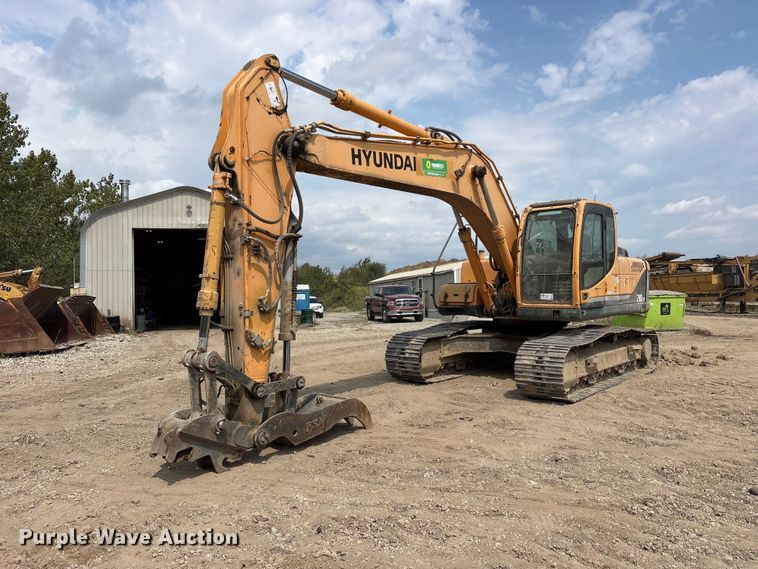 2012 Hyundai 210LC-9 excavator - FK2111