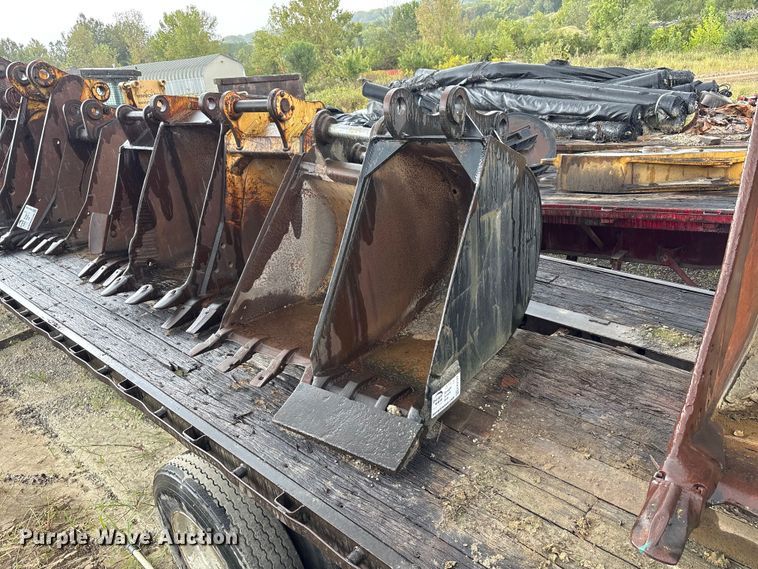 (5) Excavator buckets - FK2127