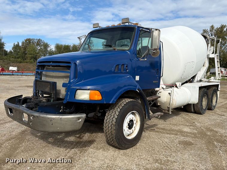 1999 Sterling ready mix truck - FK4185
