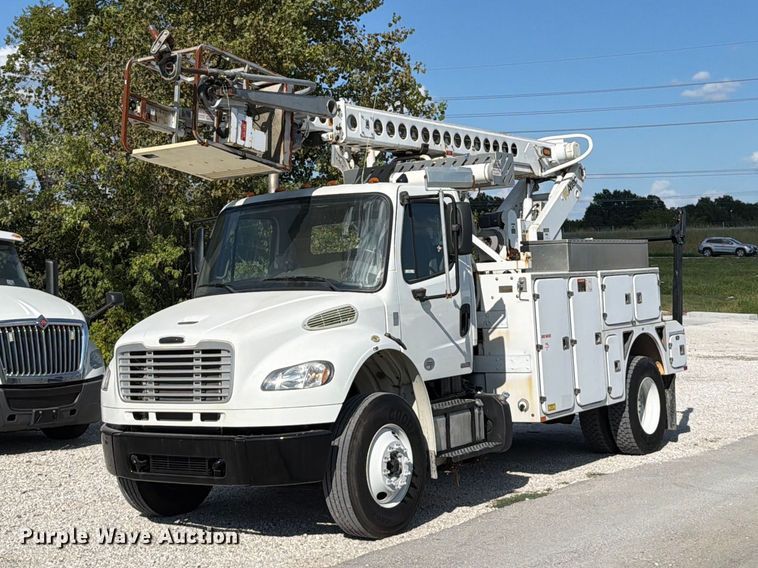2012 Freightliner Business M2 bucket truck - FT6259