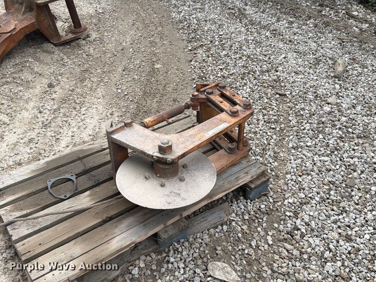 Asphalt cutter attachment - FT6331